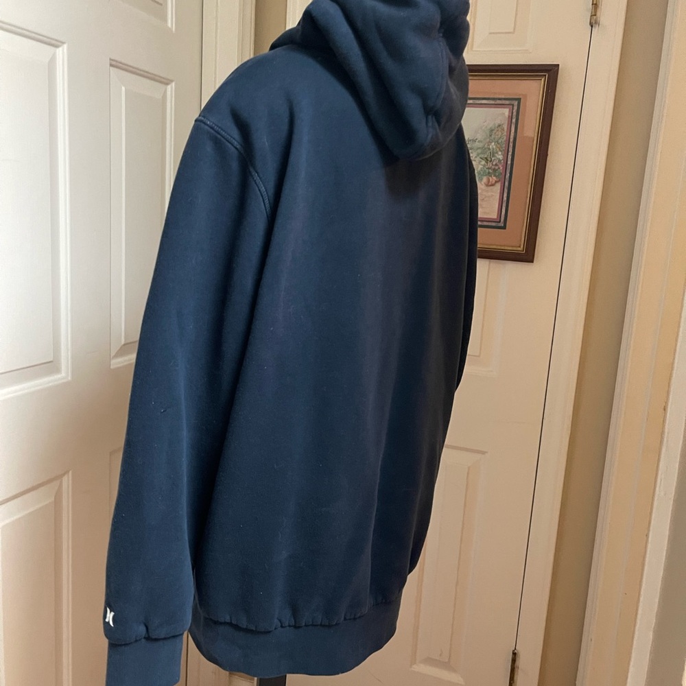 EUC Hurley Navy Pullover Hoodie with Red & Light Blue Graphic - Picture 7 of 8